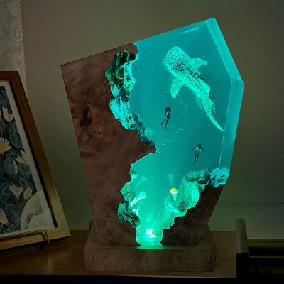 Explore the Enchanting Ocean Series of Resin Lamps.
